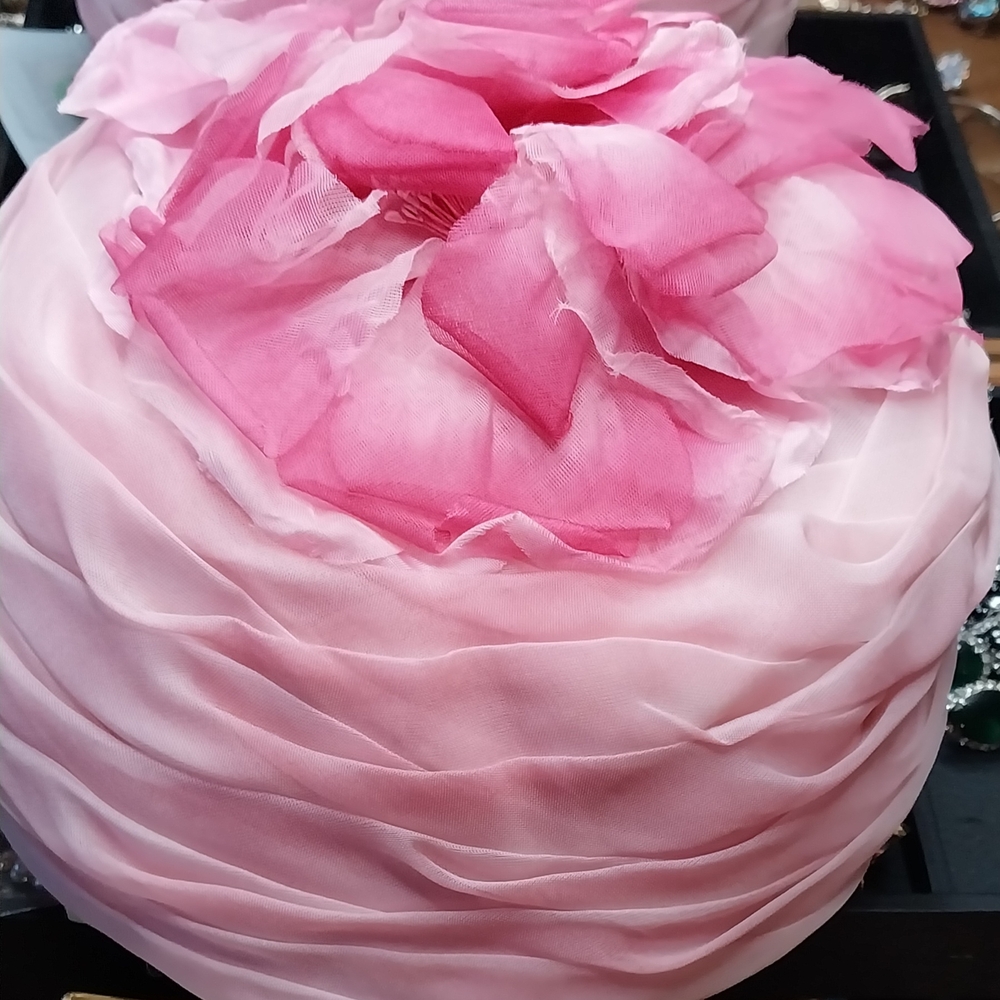 Vintage Hudson Bay Pink Floral Hat.